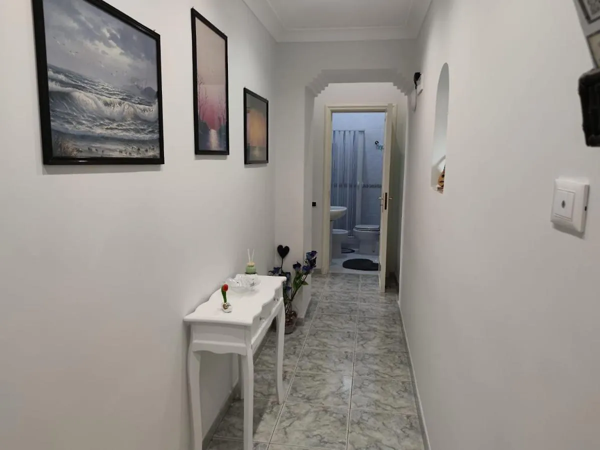 Apartmán Gevynapule Neapol 0*,  Itálie
